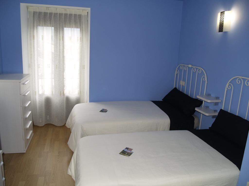 Albergue De Yebra Yebra de Basa 객실 사진