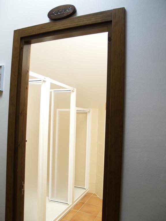 Albergue De Yebra Yebra de Basa 객실 사진