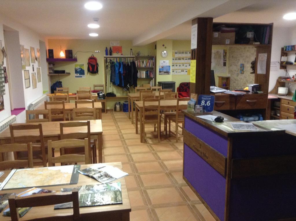 Albergue De Yebra Yebra de Basa 외부 사진